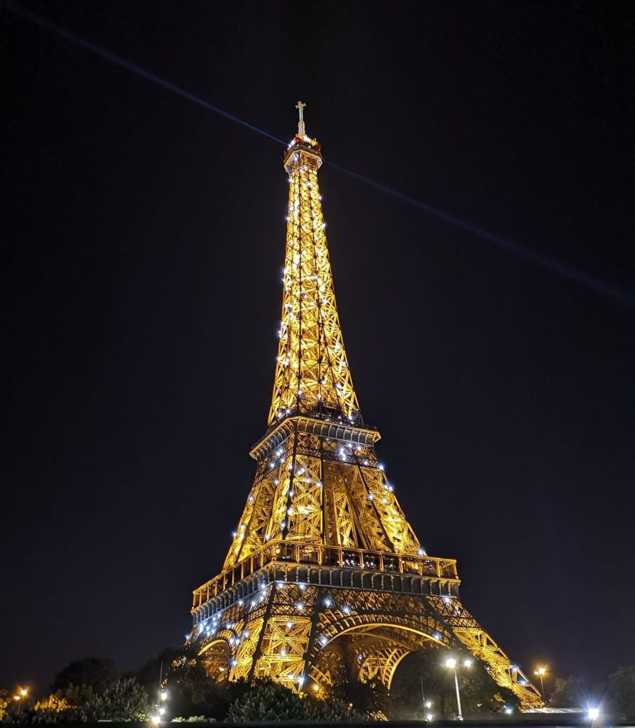 Torre Eiffel desde el río Sena